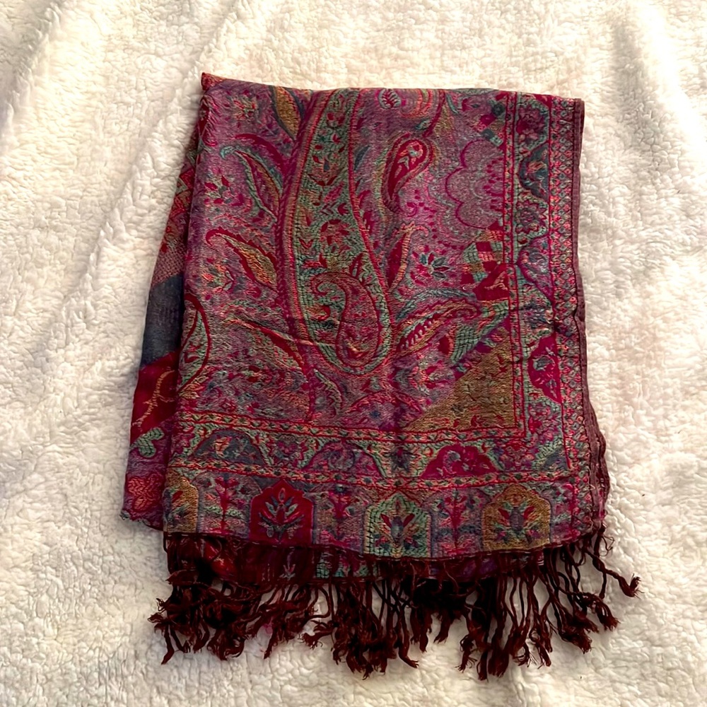 Pashmina scarf